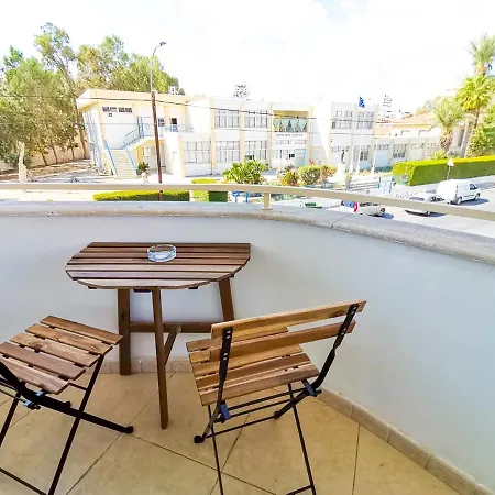 Homestay Central Square Nomadic *