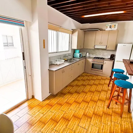 Central Square Nomadic