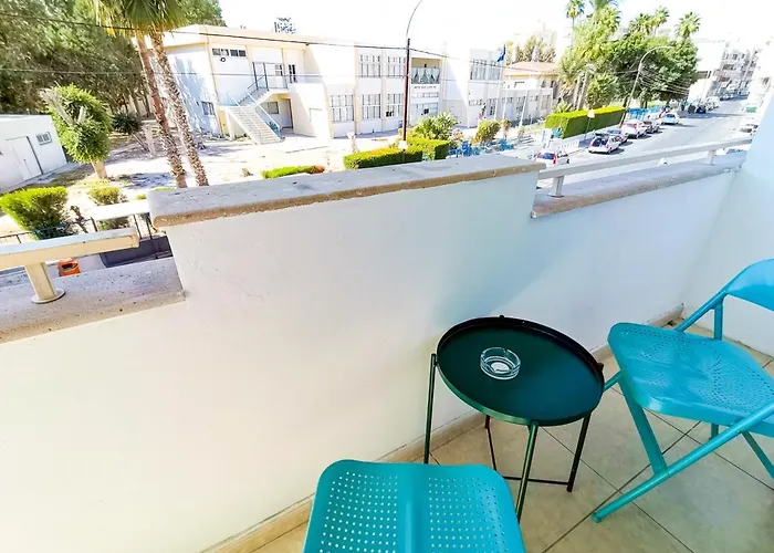 Central Square Nomadic